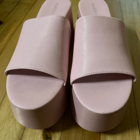 Madden Girl Cake Wedge Sandal - Picture 3 of 3